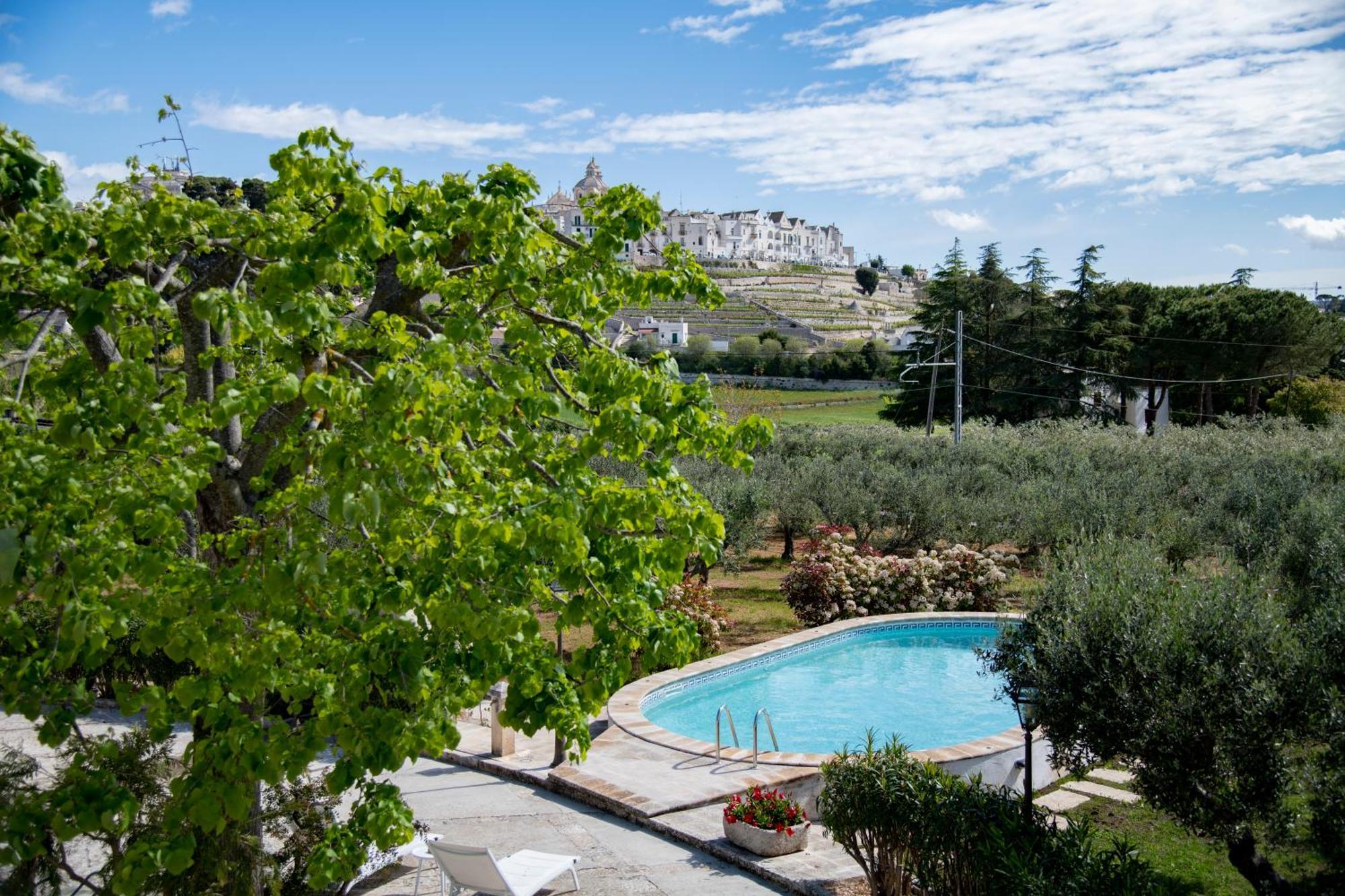Masseria Trulli Bruni Locorotondo Bagian luar foto