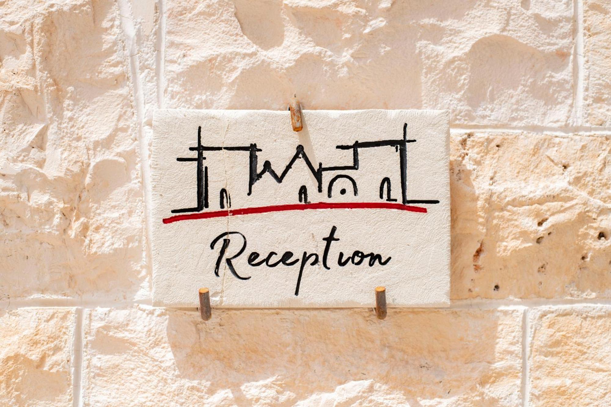 Masseria Trulli Bruni Locorotondo Bagian luar foto