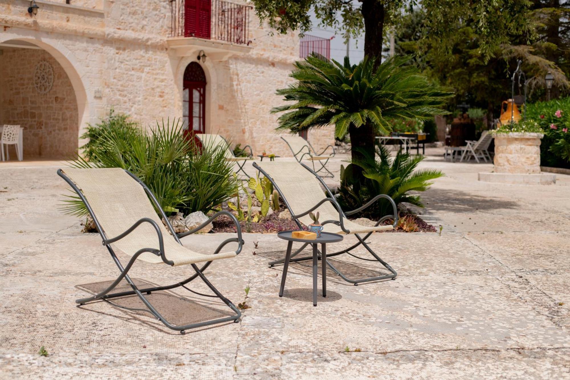 Masseria Trulli Bruni Locorotondo Bagian luar foto